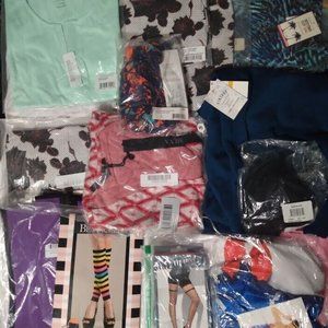 90% off MSRP Bulk Large Lot Women’s Clothing – All Brand New with Tags